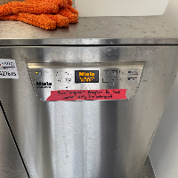 Miele Glasswasher image 0